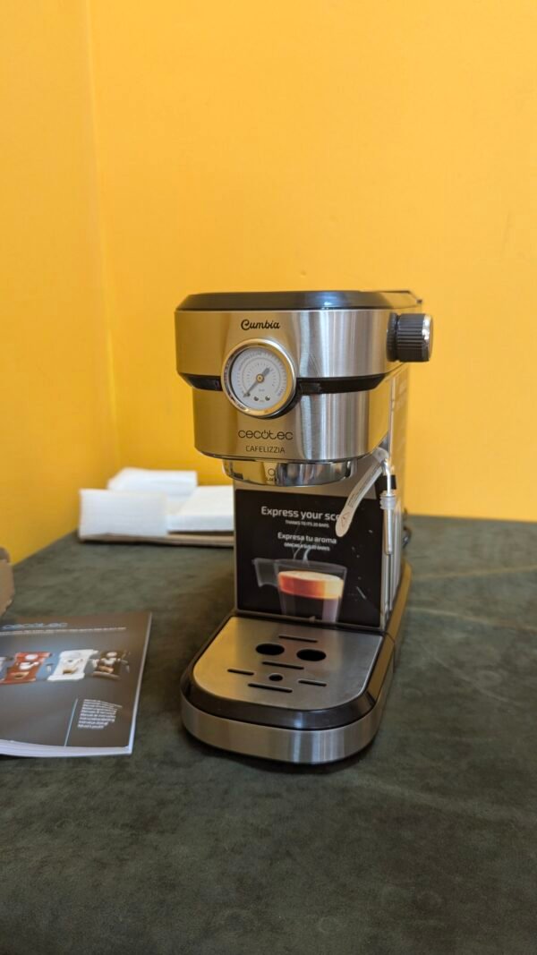 Cecotec Cafetera para Espressos y Cappuccino Cafelizzia 790 Steel Pro - Imagen 13
