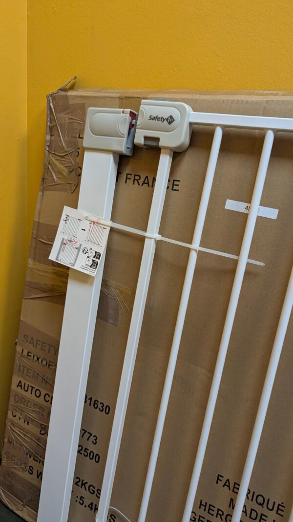 Safety 1st Wallfix Barrera de seguridad extensible para escaleras - Imagen 6