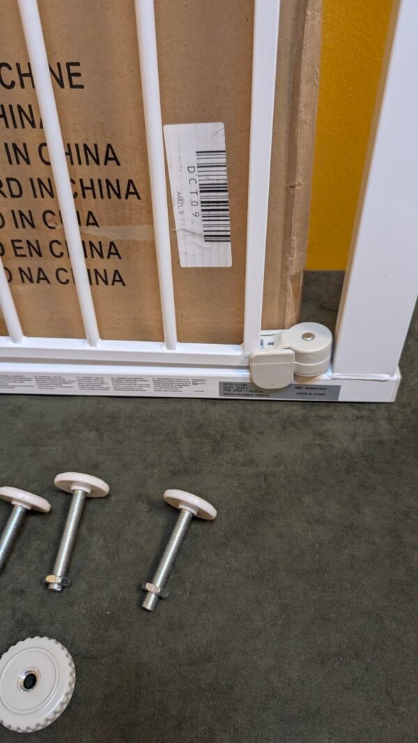 Safety 1st Wallfix Barrera de seguridad extensible para escaleras - Imagen 4